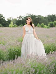 Свадебное платье Aminta 1. Силуэт Прямое. Цвет Пепельный / Металлик. Вид 1