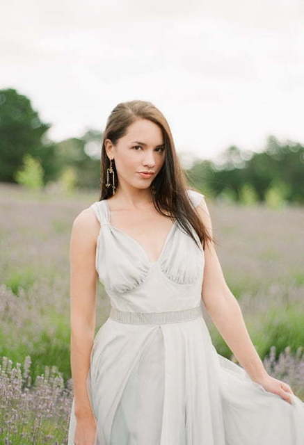 Свадебное платье Aminta 1. Силуэт Прямое. Цвет Пепельный / Металлик. Вид 3