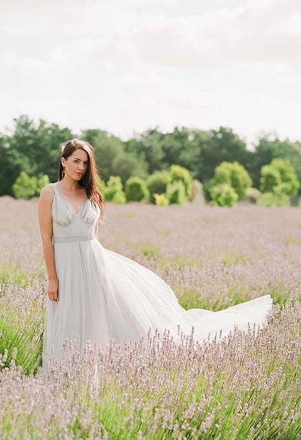 Свадебное платье Aminta 1. Силуэт Прямое. Цвет Пепельный / Металлик. Вид 4