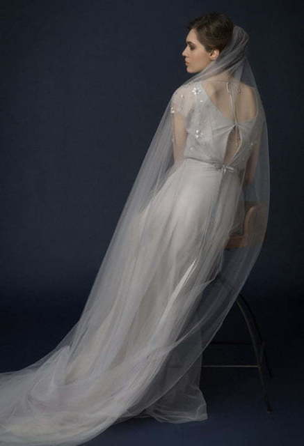 Свадебное платье Samuna. Силуэт Прямое. Цвет Пепельный / Металлик. Вид 8