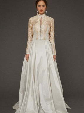 Свадебное платье Erliya. Силуэт Прямое. Цвет Белый / Молочный, Золото. Вид 1