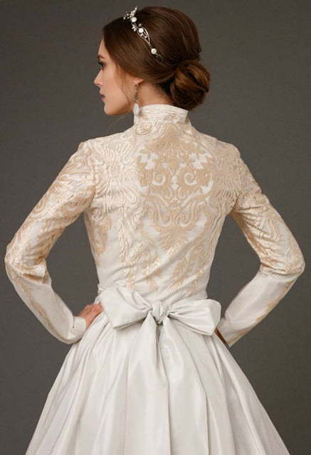 Свадебное платье Erliya. Силуэт Прямое. Цвет Белый / Молочный, Золото. Вид 7