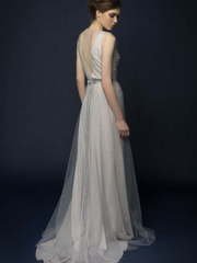 Свадебное платье Siarma. Силуэт Прямое. Цвет Пепельный / Металлик. Вид 2