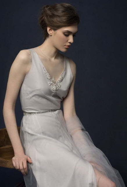 Свадебное платье Siarma. Силуэт Прямое. Цвет Пепельный / Металлик. Вид 4