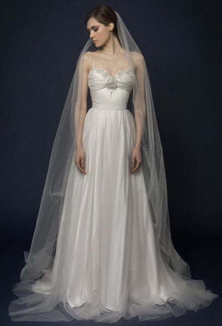 Свадебное платье Rinina. Силуэт Прямое. Цвет Айвори / Капучино. Вид 6