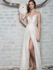 Свадебное платье Calisto. Силуэт Прямое. Цвет Белый / Молочный. Вид 1