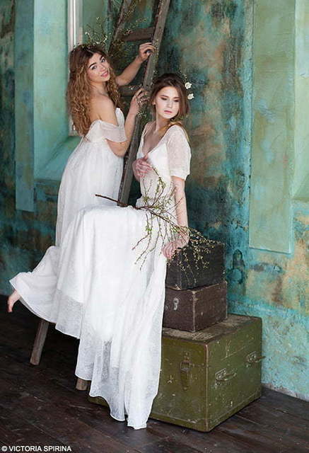 Свадебное платье Melita. Силуэт Прямое. Цвет Белый / Молочный. Вид 4