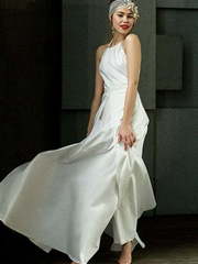 Свадебное платье Peveti. Силуэт Прямое. Цвет Белый / Молочный. Вид 1