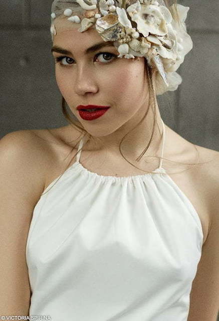 Свадебное платье Peveti. Силуэт Прямое. Цвет Белый / Молочный. Вид 3