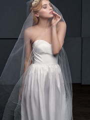 Свадебное платье Keliska. Силуэт Прямое. Цвет Белый / Молочный. Вид 2