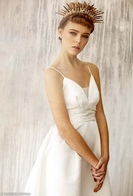 Свадебное платье Lily. Силуэт Прямое. Цвет Белый / Молочный. Вид 2