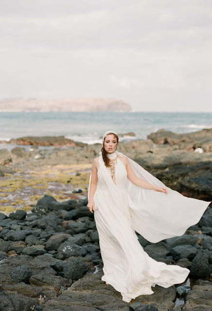 Свадебное платье Auraniya. Силуэт Прямое. Цвет Белый / Молочный. Вид 2