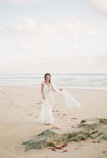 Свадебное платье Dion. Силуэт Греческий, Прямое. Цвет Белый / Молочный. Вид 8