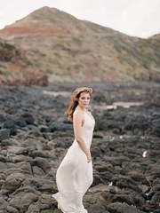 Свадебное платье Kalyas. Силуэт Прямое. Цвет Белый / Молочный. Вид 1