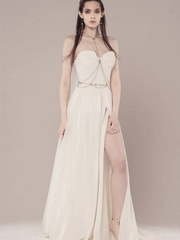 Свадебное платье Melaine. Силуэт Прямое. Цвет Белый / Молочный. Вид 1