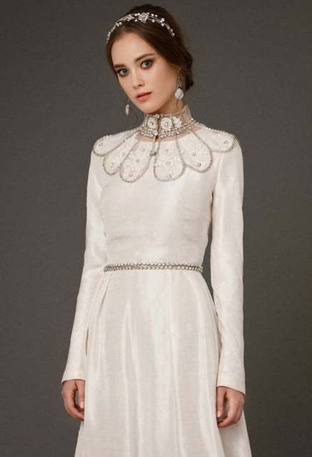 Свадебное платье Vaziliki. Силуэт Прямое. Цвет Айвори / Капучино. Вид 3