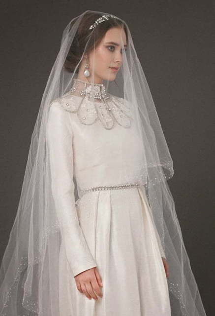 Свадебное платье Vaziliki. Силуэт Прямое. Цвет Айвори / Капучино. Вид 6