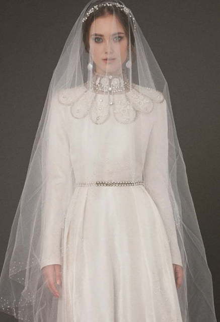 Свадебное платье Vaziliki. Силуэт Прямое. Цвет Айвори / Капучино. Вид 7