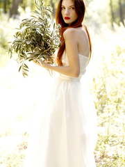 Свадебное платье Sonia. Силуэт Прямое. Цвет Белый / Молочный. Вид 2