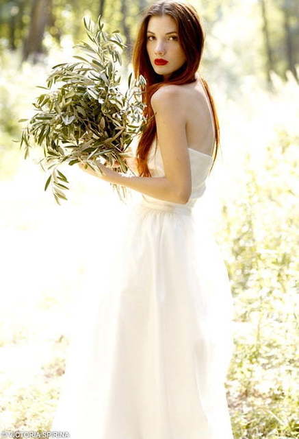 Свадебное платье Sonia. Силуэт Прямое. Цвет Белый / Молочный. Вид 2