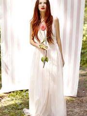 Свадебное платье Ninel. Силуэт Прямое. Цвет Айвори / Капучино, Персик / Оранжевый. Вид 1