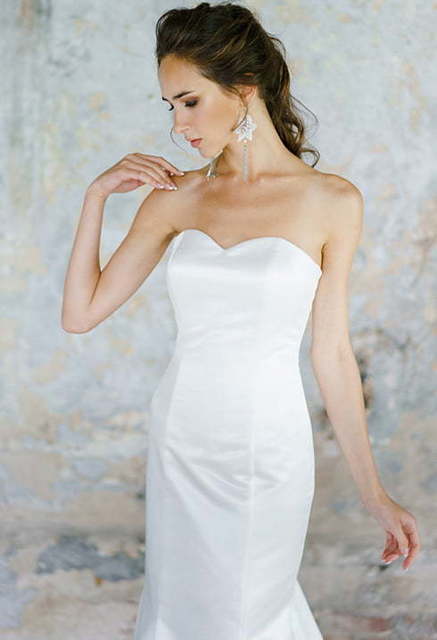 Свадебное платье Favia. Силуэт Рыбка. Цвет Белый / Молочный. Вид 5