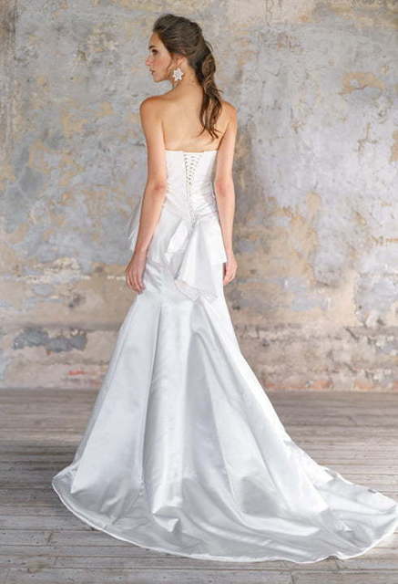 Свадебное платье Isidora. Силуэт Рыбка. Цвет Белый / Молочный. Вид 2