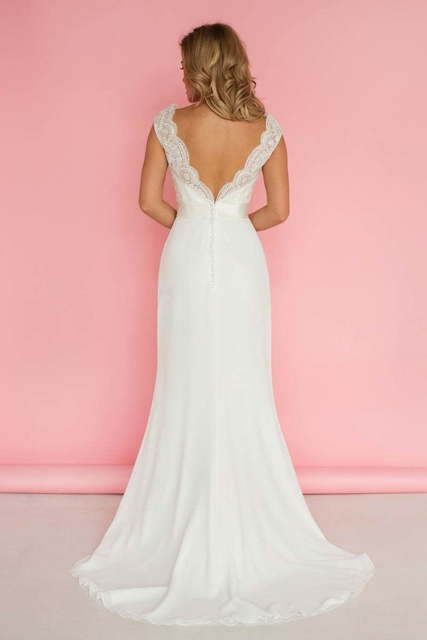 Свадебное платье 919. Силуэт Прямое. Цвет Белый / Молочный. Вид 2