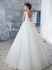 Свадебное платье 1280. Силуэт Пышное. Цвет Белый / Молочный. Вид 2