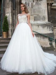 Свадебное платье Divina. Силуэт Пышное. Цвет Белый / Молочный, Айвори / Капучино. Вид 1