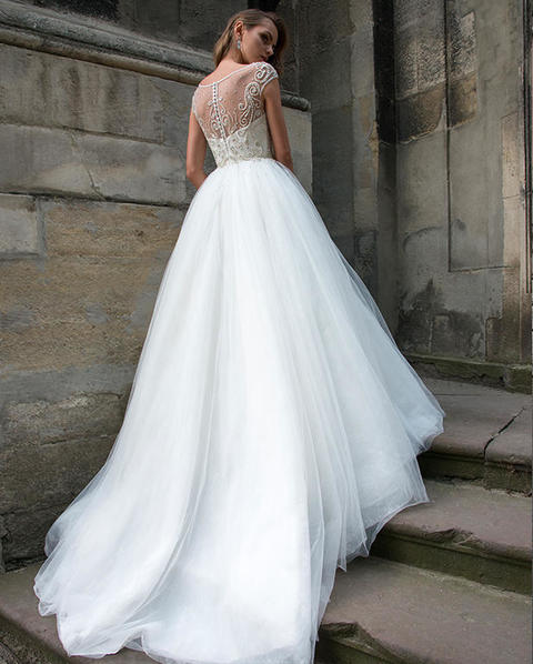 Свадебное платье Divina. Силуэт Пышное. Цвет Айвори / Капучино, Белый / Молочный. Вид 2