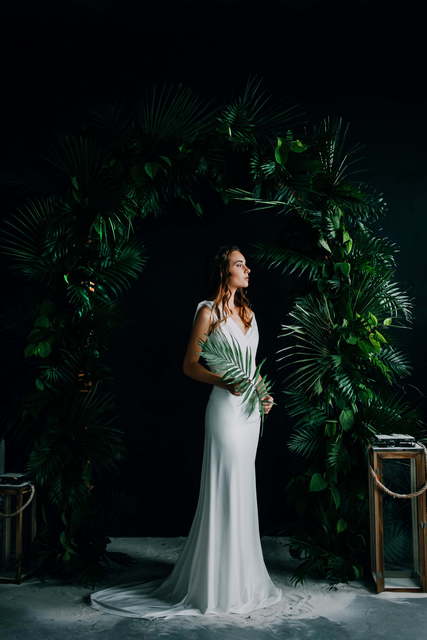 Свадебное платье Tory. Силуэт Прямое. Цвет Белый / Молочный. Вид 5