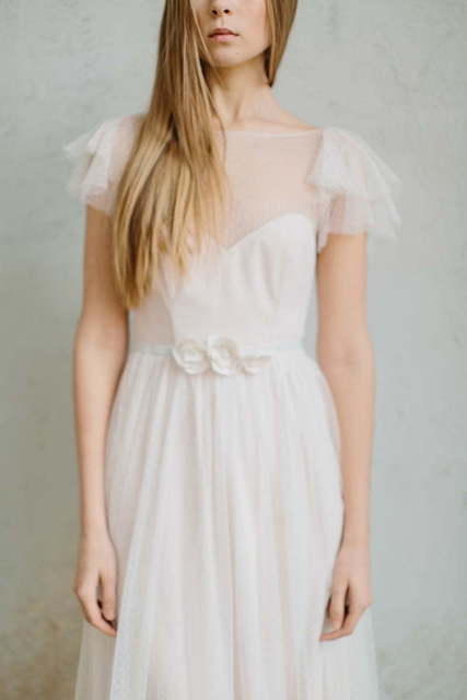 Свадебное платье Vesta. Силуэт Прямое. Цвет Белый / Молочный, оттенки Розового. Вид 7