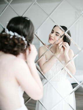 Свадебное платье Taya. Силуэт Прямое. Цвет Белый / Молочный. Вид 2