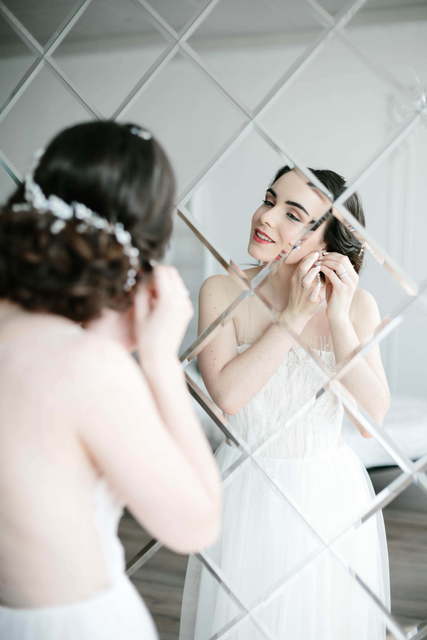 Свадебное платье Taya. Силуэт Прямое. Цвет Белый / Молочный. Вид 2