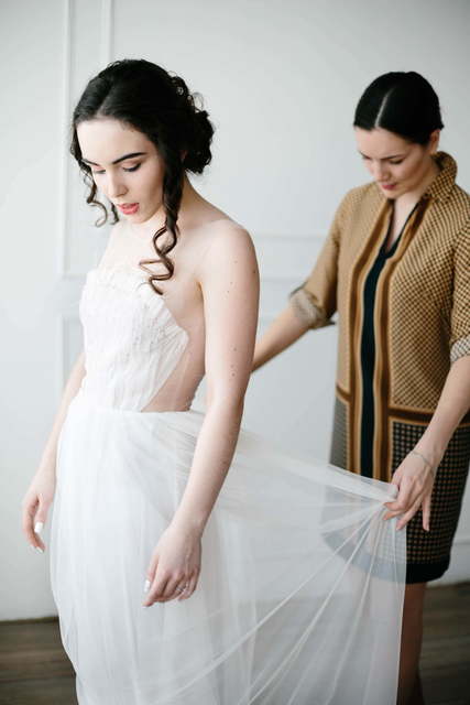 Свадебное платье Taya. Силуэт Прямое. Цвет Белый / Молочный. Вид 3