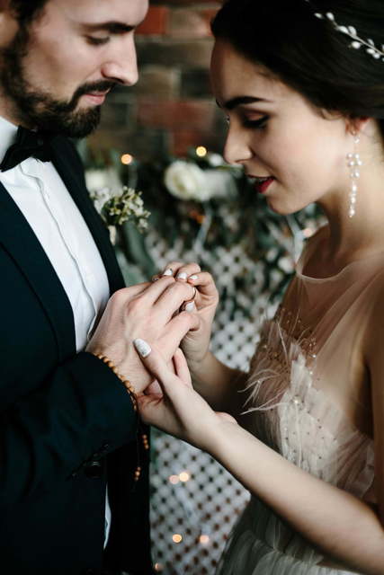 Свадебное платье Taya. Силуэт Прямое. Цвет Белый / Молочный. Вид 9