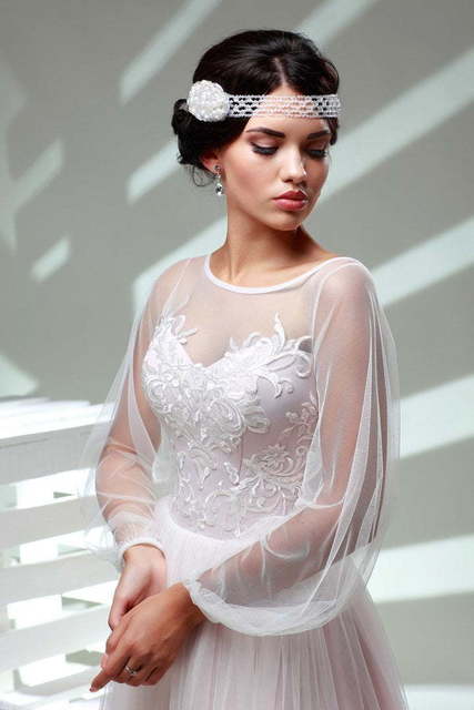 Свадебное платье Василиса. Силуэт Прямое. Цвет Белый / Молочный, Пепельный / Металлик, Персик / Оранжевый, оттенки Розового, Голубой / Синий, Лавандовый / Фиолетовый, оттенки Зеленого. Вид 3