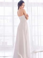 Свадебное платье Роза. Силуэт Прямое. Цвет Белый / Молочный. Вид 2