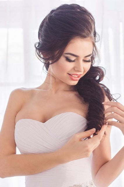 Свадебное платье Роза. Силуэт Прямое. Цвет Белый / Молочный. Вид 3