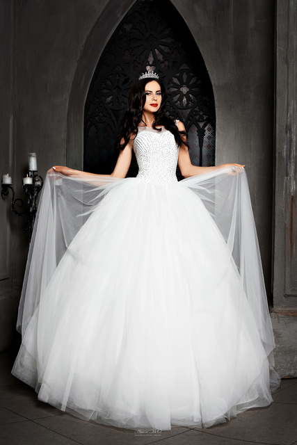 Свадебное платье Элеонора. Силуэт Пышное. Цвет Белый / Молочный. Вид 3