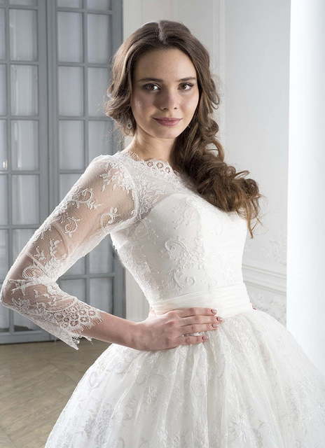 Свадебное платье Империя. Силуэт Пышное. Цвет Белый / Молочный. Вид 3