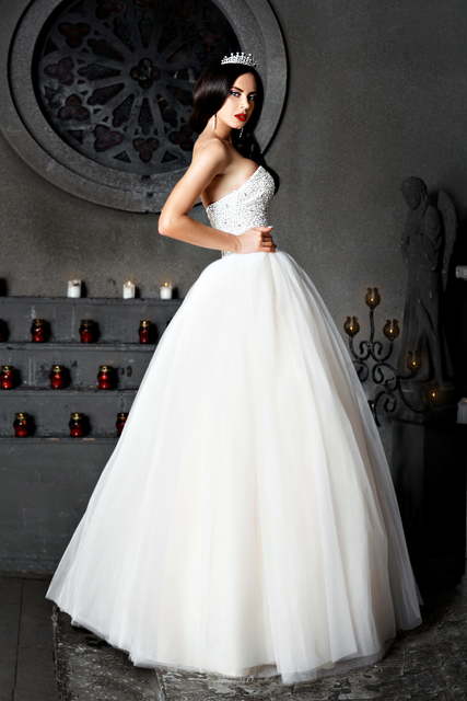 Свадебное платье Рафаэлла. Силуэт Пышное. Цвет Белый / Молочный. Вид 3