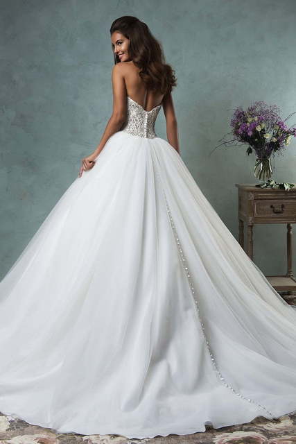 Свадебное платье Lauretta. Силуэт Пышное. Цвет Белый / Молочный. Вид 2