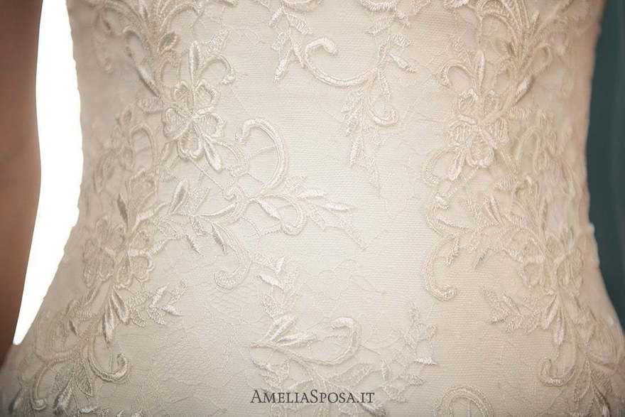 Свадебное платье Bruna. Силуэт Прямое. Цвет Айвори / Капучино, Белый / Молочный. Вид 5