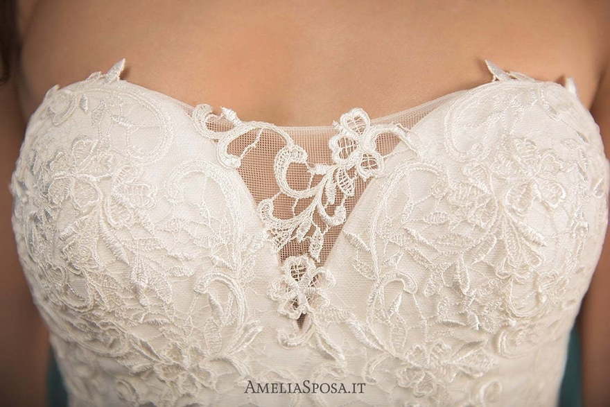 Свадебное платье Bruna. Силуэт Прямое. Цвет Айвори / Капучино, Белый / Молочный. Вид 6