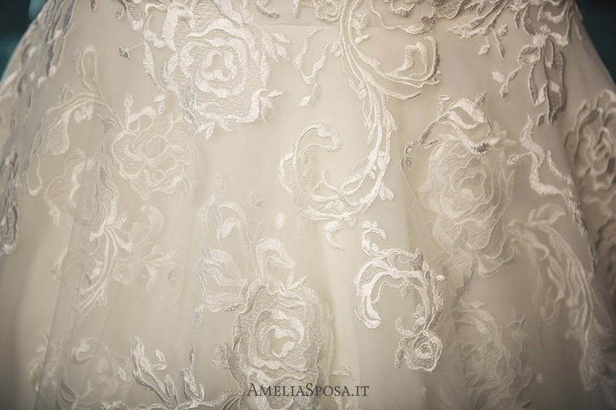 Свадебное платье Alina. Силуэт Рыбка. Цвет Айвори / Капучино, Белый / Молочный. Вид 6