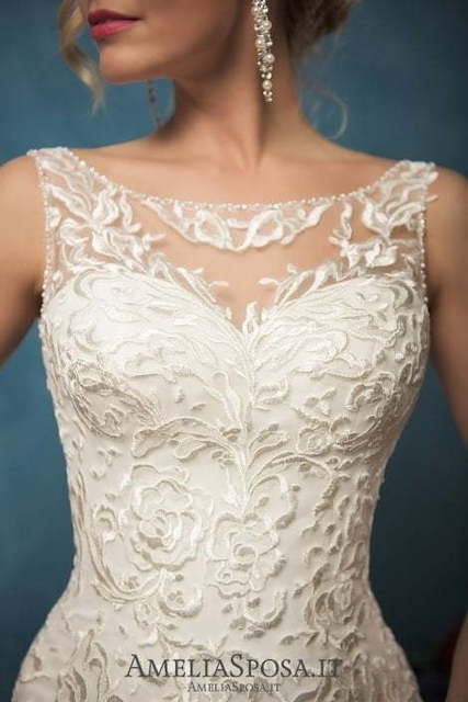 Свадебное платье Sarah. Силуэт Рыбка. Цвет Айвори / Капучино, Белый / Молочный. Вид 3