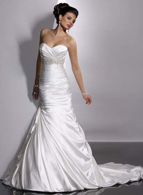 Свадебное платье Adorae. Силуэт Рыбка. Цвет Белый / Молочный. Вид 1