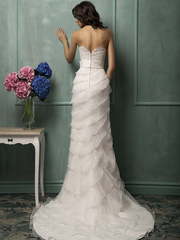 Свадебное платье Lia. Силуэт Прямое. Цвет Белый / Молочный. Вид 2